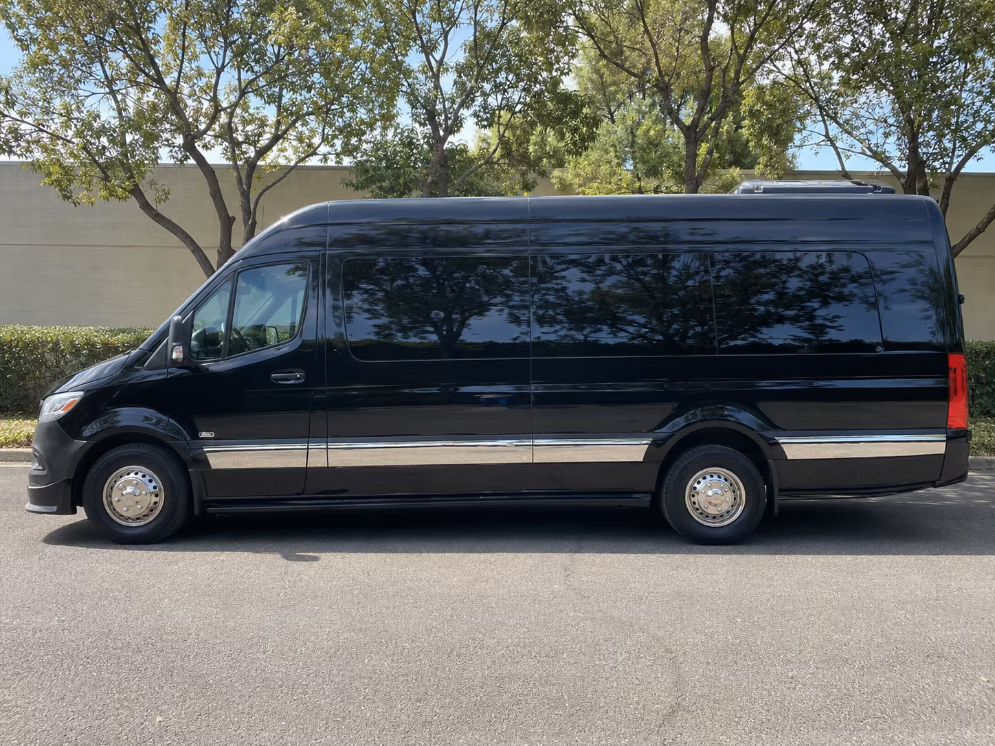 Rent a Bus to Universal Studios Hollywood