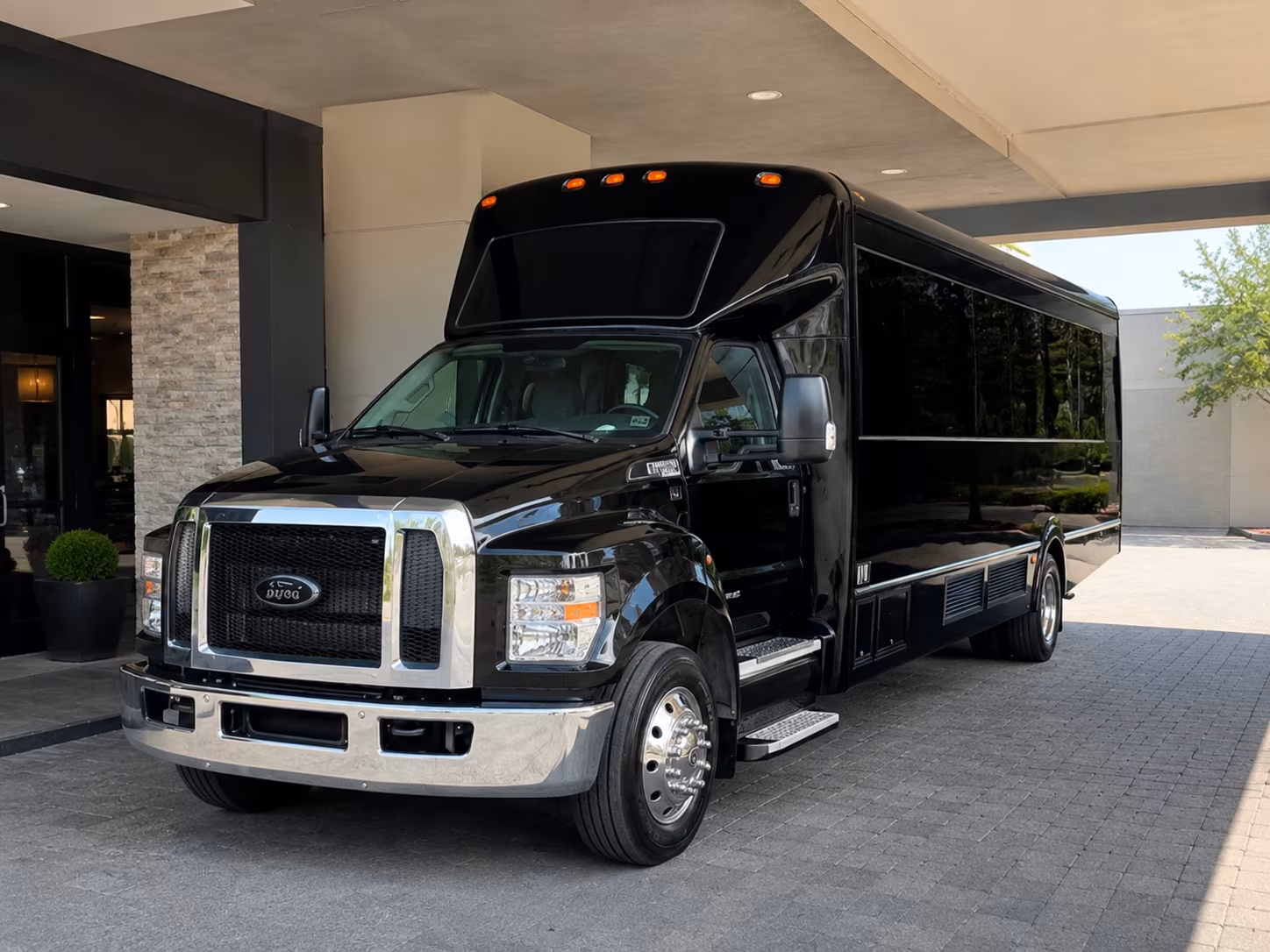 Santa Clarita Party Bus Rental