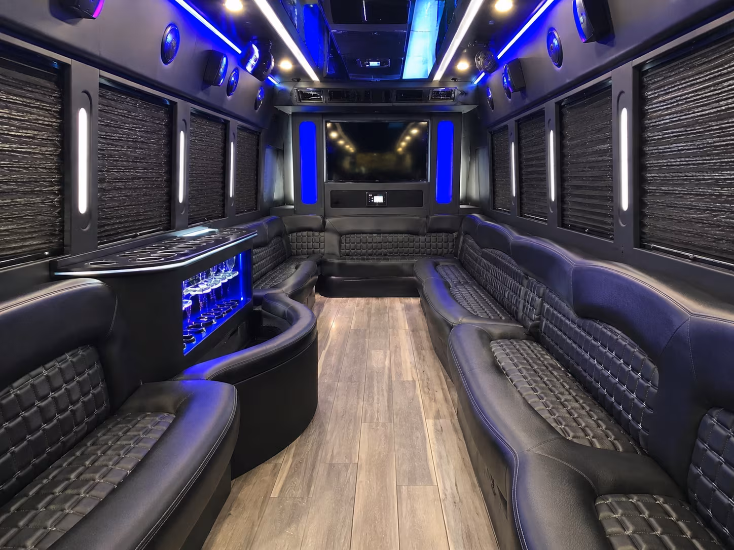 Simi Valley Winery Tour & Pub Crawl Transportation party bus exterior