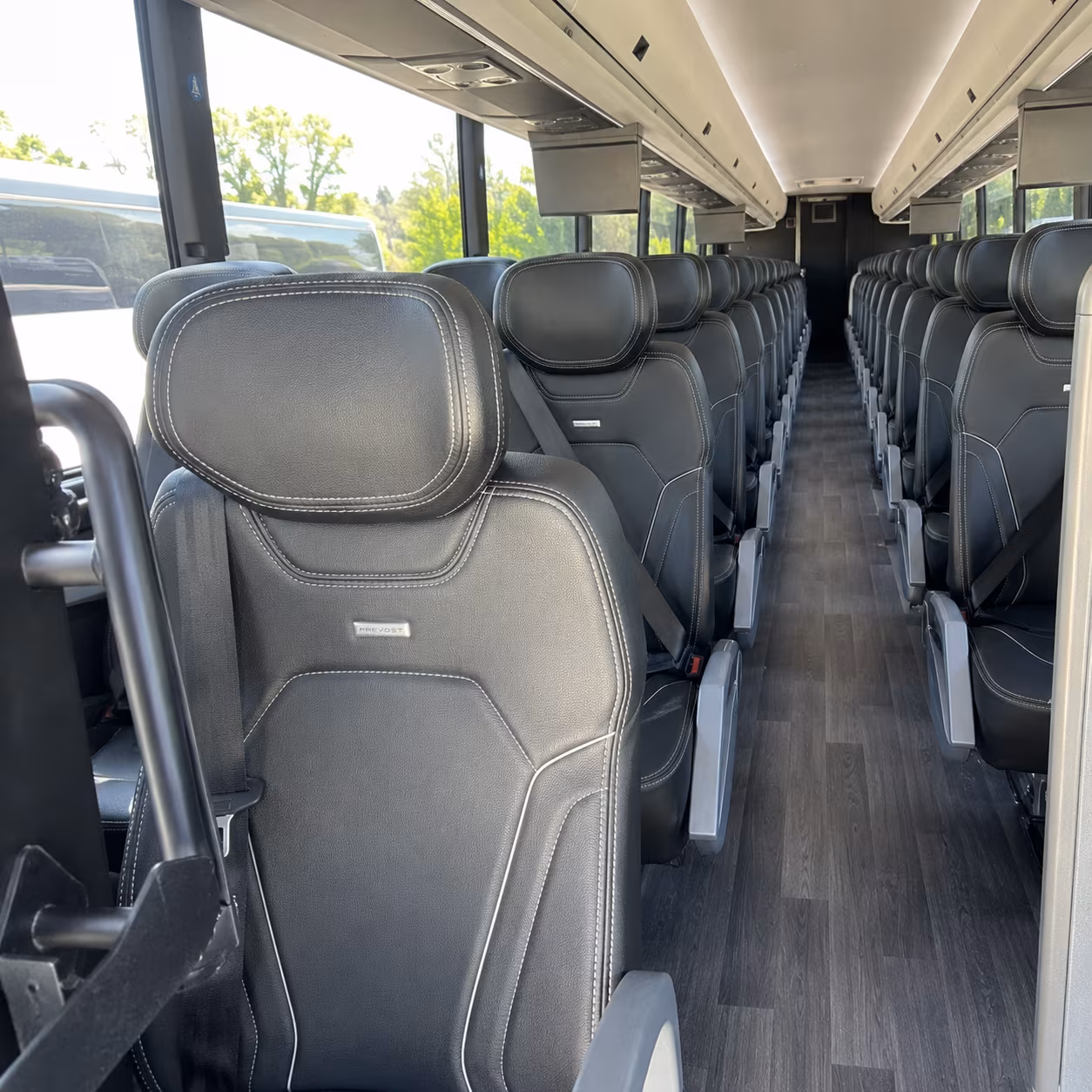 Thousand Oaks Wedding Transportation & Shuttle Service